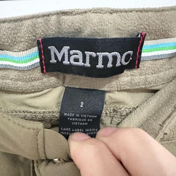 MARMOT Lobo's technical roll up cuffed hiking Pants women’s size 2 Tan color. - Picture 2 of 3